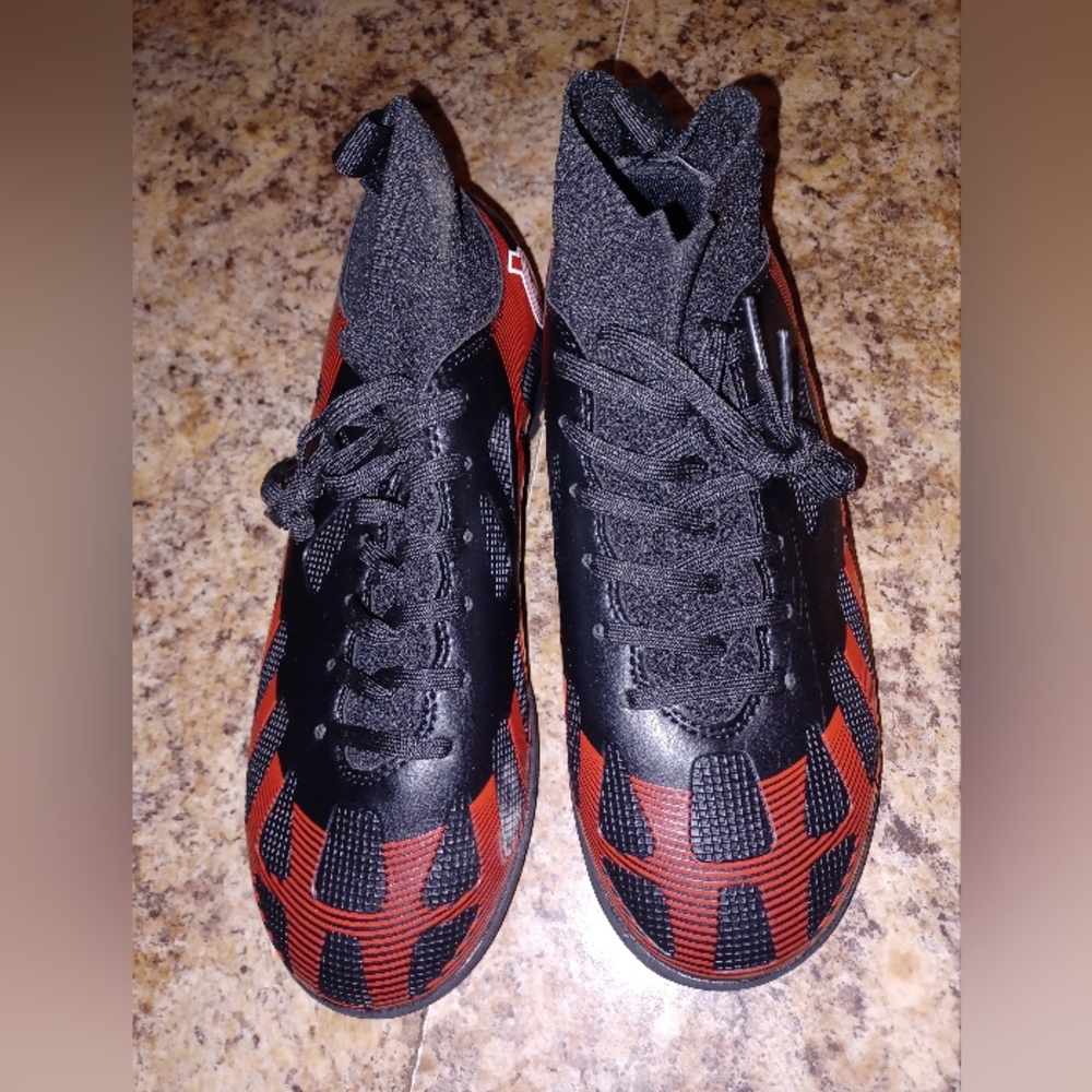 Boys Soccer Shoes Size 37